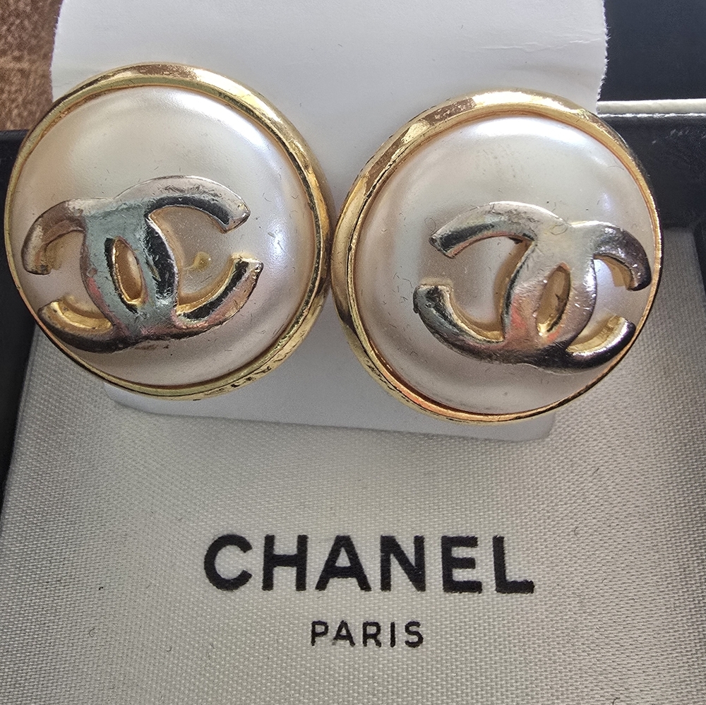 Chanel Vintage Mother of Pearl Two Toned Clip On CC Logo Earring.